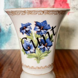 KINKY VASES - CUNT