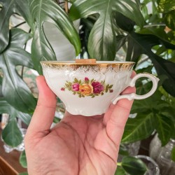 BURBON, WANILIA I ORZECHY - ŚWIECA SOJOWA