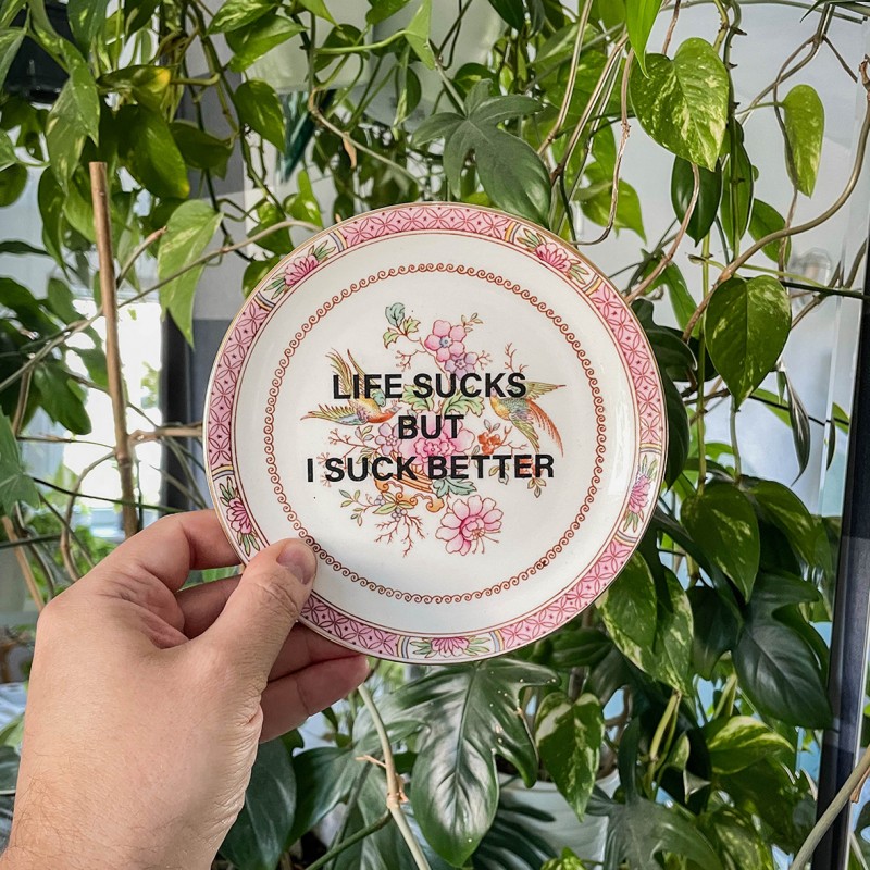 KINKY PLATE - LIFE SUCKS